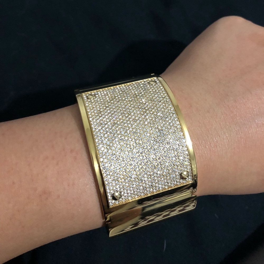 ‼️SOLD‼️ Henri Bendel Wide Cuff